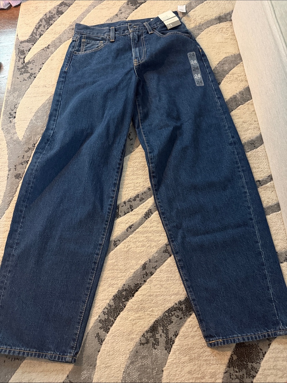 GAP x Hailey Bieber Boyfriend Jeans in Dark Blue Denim